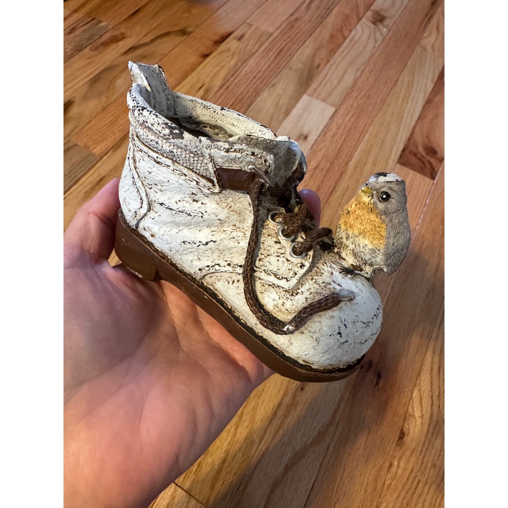 Rustic Resin Boot Planter with Bird Figurine Distressed Garden Decor Figurine